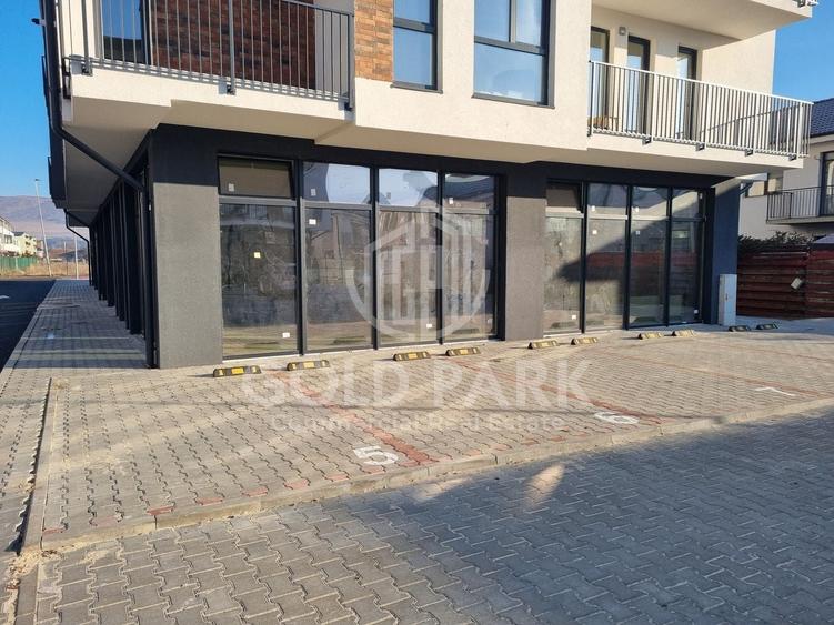 Spațiu comercial, de 160 mp, în Florești