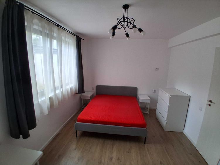 Garsonieră decomandată în Central