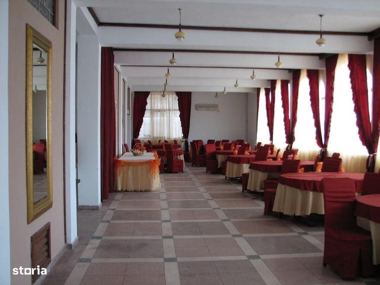 Casă cu 4 camere în Uiești
