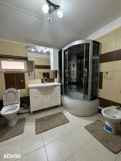 Casă cu 4 camere cu Teren 160 Mp în Central