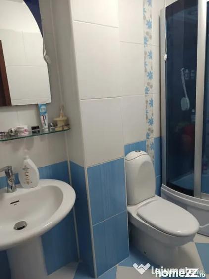 Casă cu 5 camere cu Teren 698 Mp în Albert