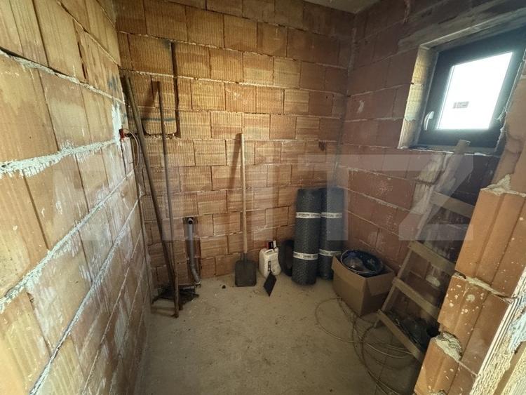 Duplex cu 4 camere cu Teren 250 Mp în Micești