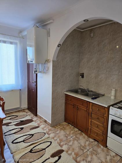 Apartament cu 2 camere decomandat în Pandurilor