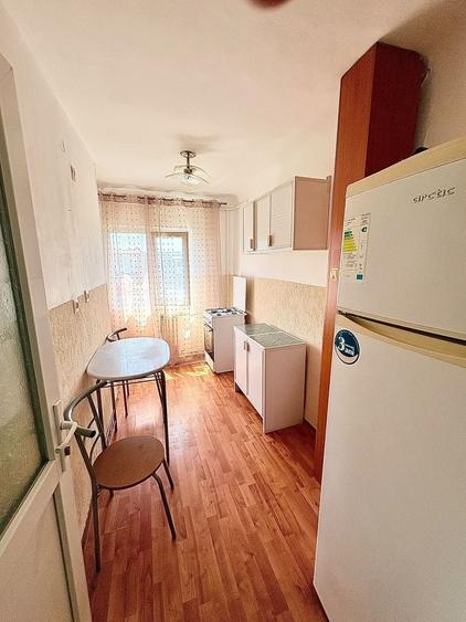 Garsonieră decomandată în Brazda lui Novac