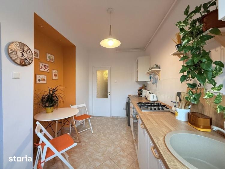 Apartament cu 2 camere decomandat în Centrul Istoric