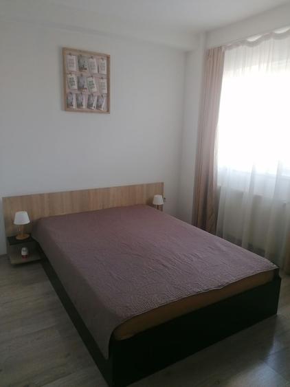 Apartament cu 2 camere decomandat în Cetate
