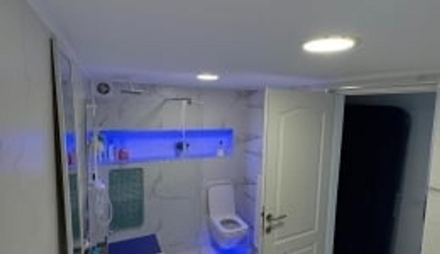 Casă cu 3 camere cu Canalizare în Călugareni