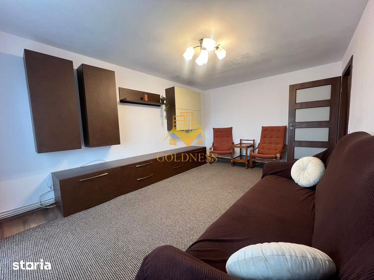 Apartament cu 4 camere decomandat, mobilat în Gheorgheni