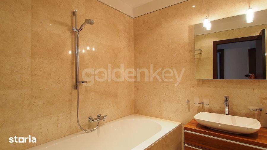 Apartament cu 3 camere în Primăverii
