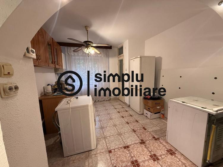 Apartament cu 2 camere decomandat în George Enescu