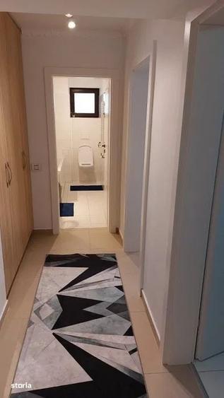 Garsonieră decomandată în Baza 3