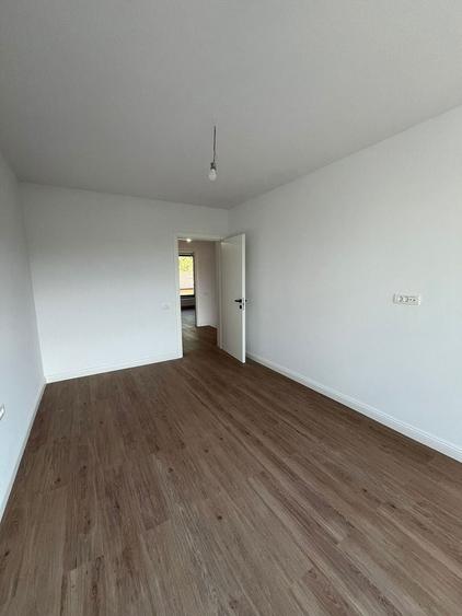 NEW RESIDENCES - Case insiruite 3/4 camere - 85-265 mp curte - 35