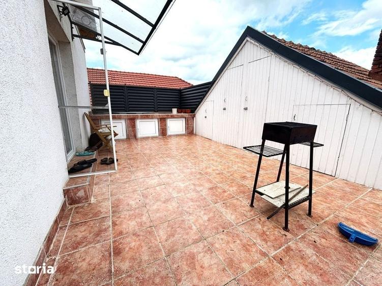 Apartament cu 4 camere în Dâmbul Rotund