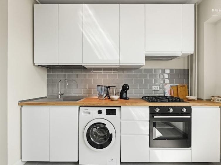 Apartament cu 2 camere decomandat, mobilat în Berceni