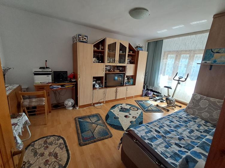 Apartament 2 camere Zona Opc - Strada Lupeni - etaj 3/4 - 54 mp - 2