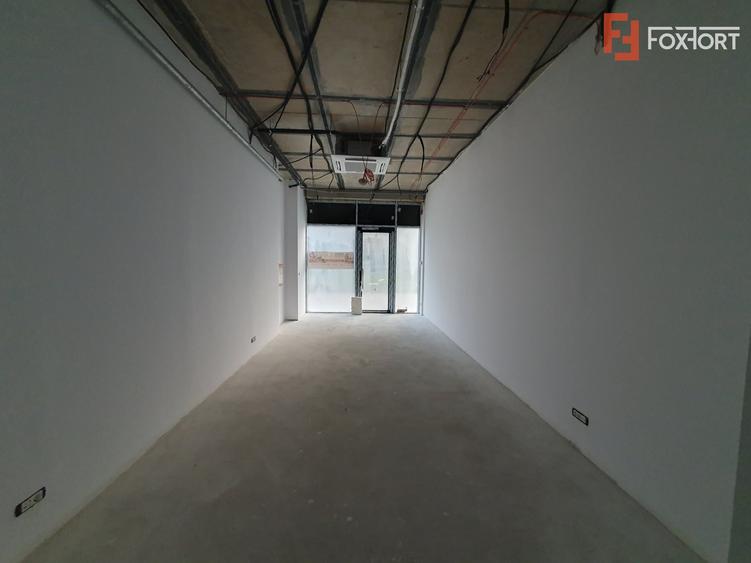 Apartament cu 3 camere decomandat, mobilat în Aradului