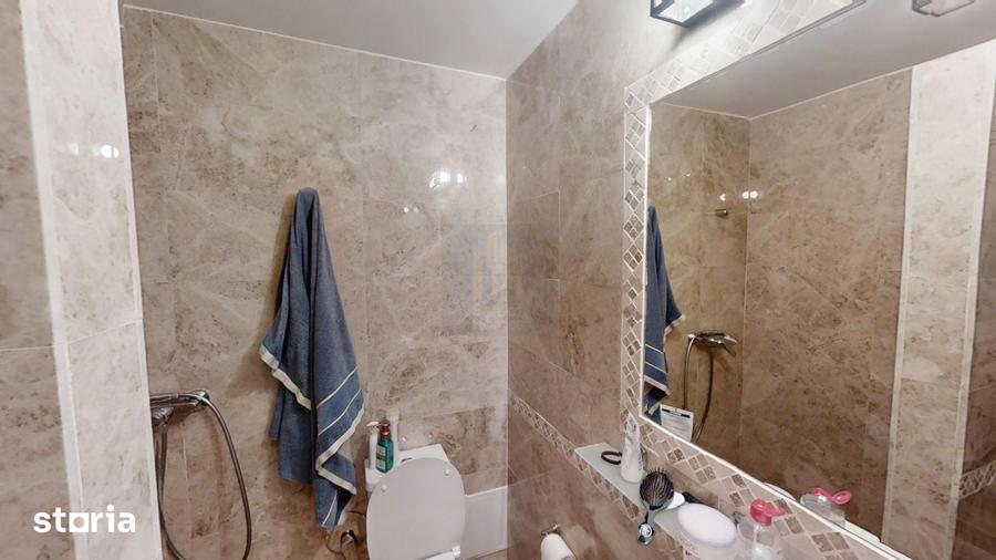 Apartament cu 3 camere semidecomandat în Brezoianu