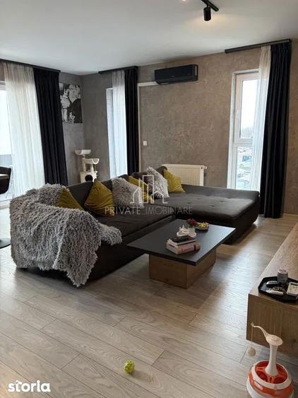 Apartament cu 3 camere decomandat în Libertății