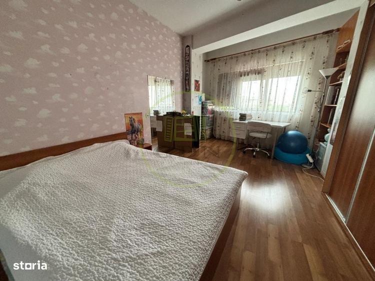 Apartament cu 3 camere în Albești