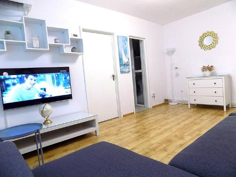 Apartament cu 3 camere semidecomandat, mobilat în Țiglina 2