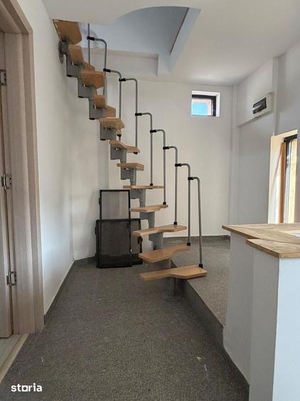 Apartament cu 3 camere decomandat în Colentina