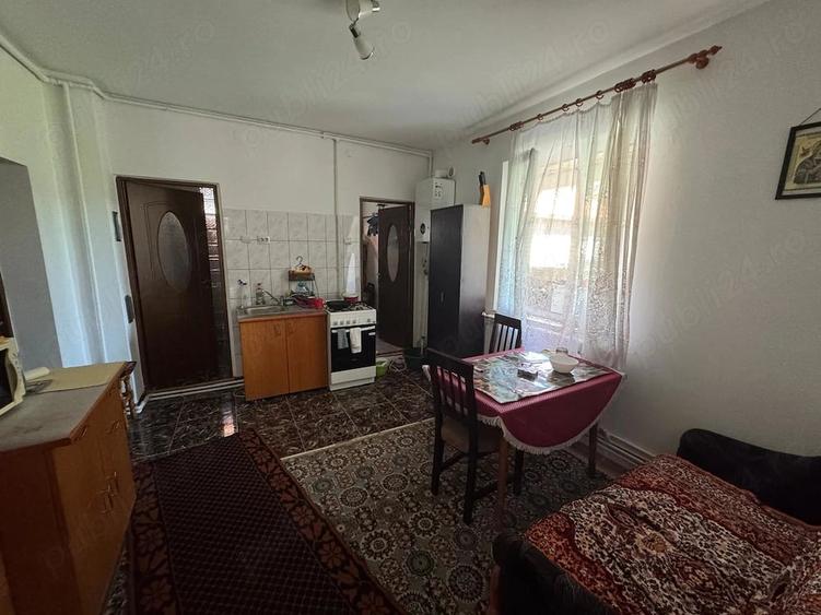Casă cu Teren 1007 Mp în Central
