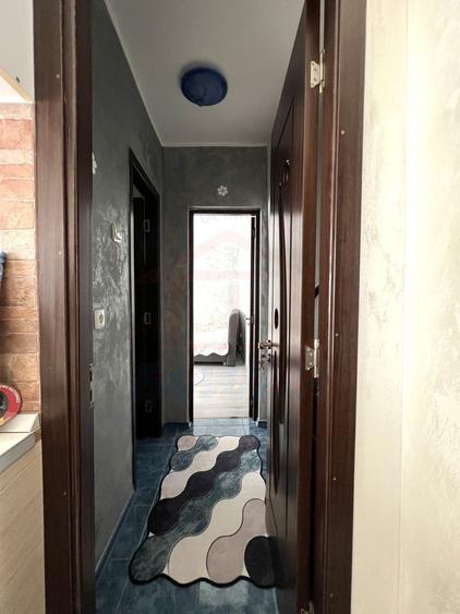 Apartament cu 2 camere circular, mobilat în Micro 17