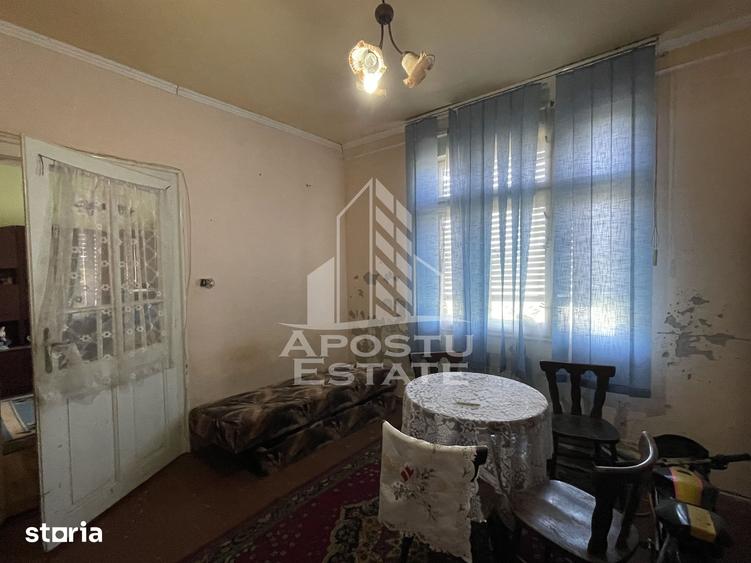 Casă cu 3 camere cu Teren 850 Mp în Iosefin
