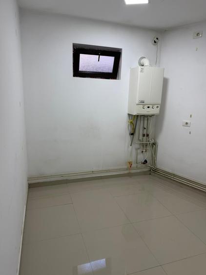 Spațiu comercial, de 100 mp, în Central