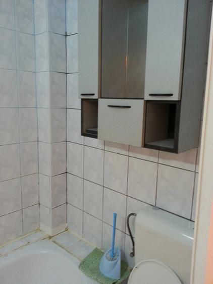 Apartament cu 2 camere nedecomandat în Șagului