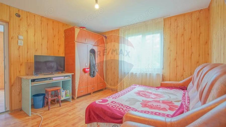 Casă cu Teren 168 Mp în Central