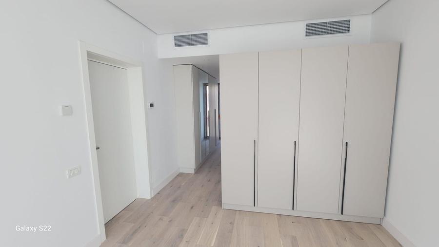 Casă individuală cu 6 camere cu Canalizare în Pipera