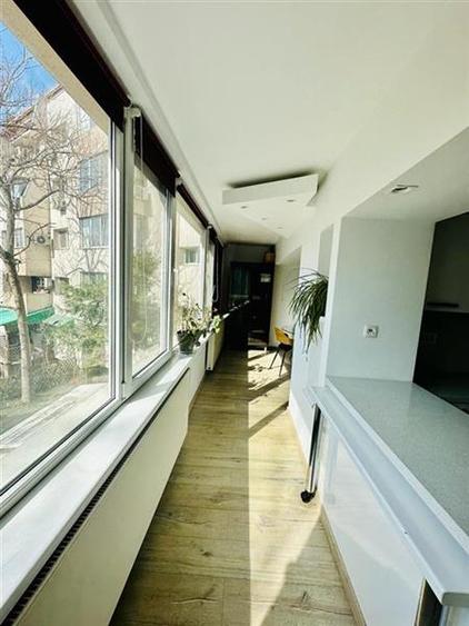 Apartament cu 4 camere decomandat, mobilat în Herăstrău