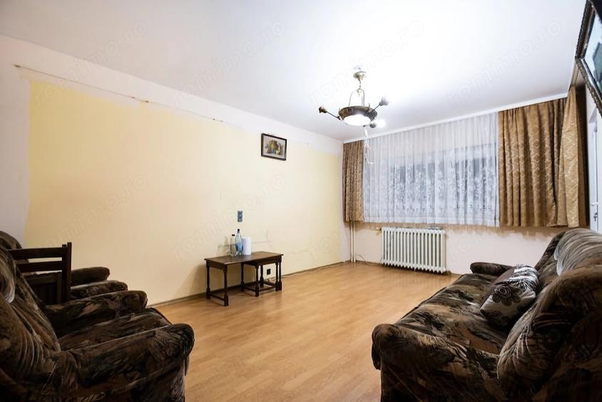 Apartament cu 2 camere decomandat în Baba Novac