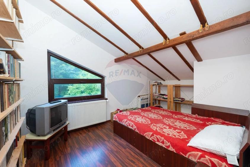 Casă cu Teren 2340 Mp în Bălilești