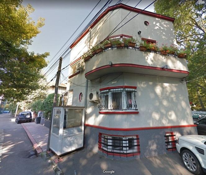 Casă cu 5 camere cu Teren 400 Mp în Cotroceni