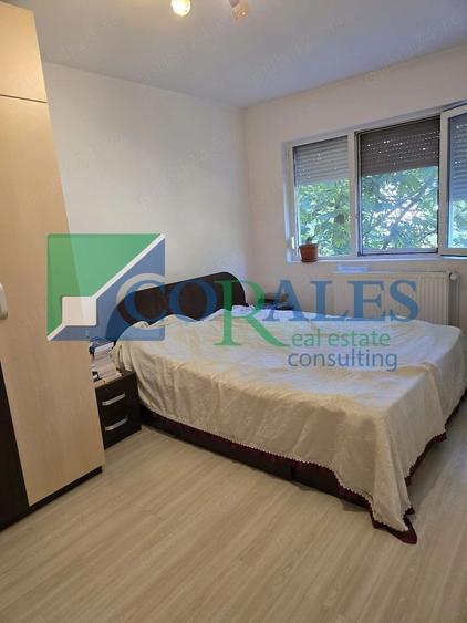 Apartament cu 3 camere semidecomandat, mobilat în Circumvalațiunii