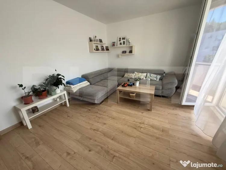 Apartament cu 4 camere decomandat în Făget