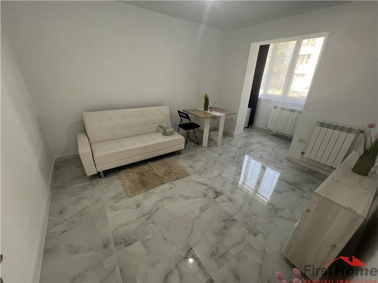 Apartament cu 2 camere decomandat în Sud