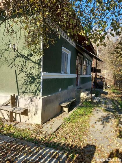 Casă cu 3 camere în Brănești
