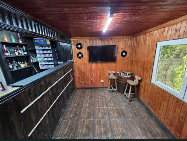 Spațiu comercial, 50 mp în Comarna