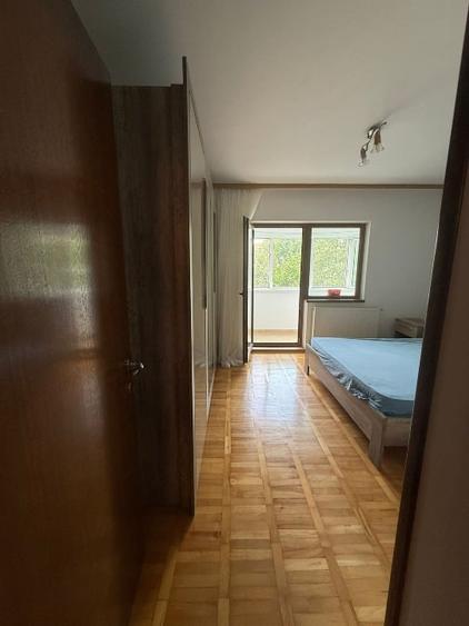Apartament cu 2 camere decomandat, mobilat în Faleza Nord
