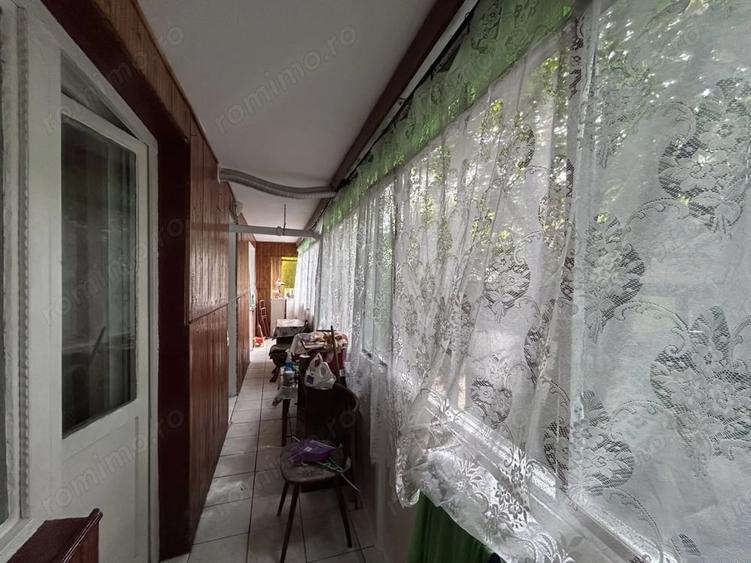Apartament cu 2 camere decomandat în Podgoria