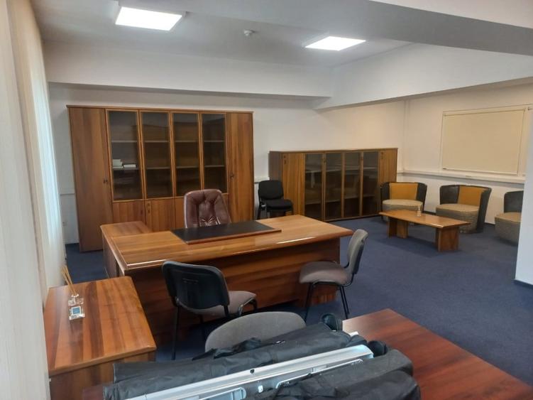 Birou, de 56 mp, în Centrul Istoric