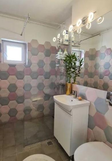 Apartament cu 2 camere decomandat, mobilat în Unirii