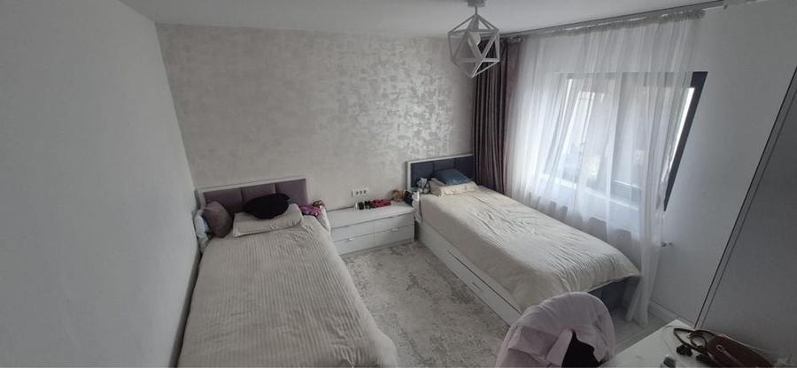 Casă cu 3 camere în Central