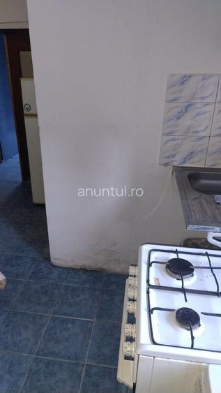 Giurgiului, Piata Progresul Berceni metrou Eroii Revolutiei, modest