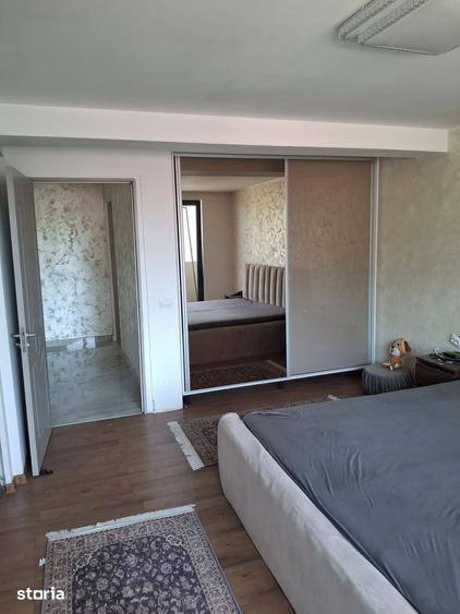 Casă cu 4 camere cu Teren 315 Mp în Giulești