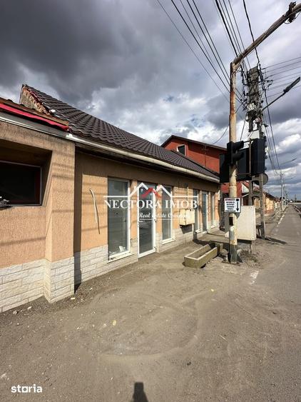 Spațiu comercial, de 160 mp, în Sântion