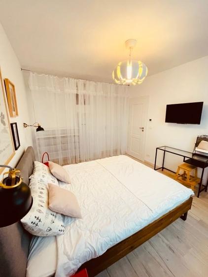 Apartament cu 2 camere decomandat în Podgoria